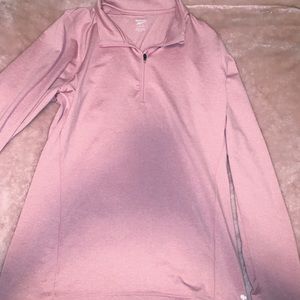 Pink rebook pullover🤍